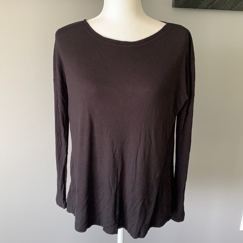 New Nordstrom H by Bordeaux Split Back Long Sleeve
